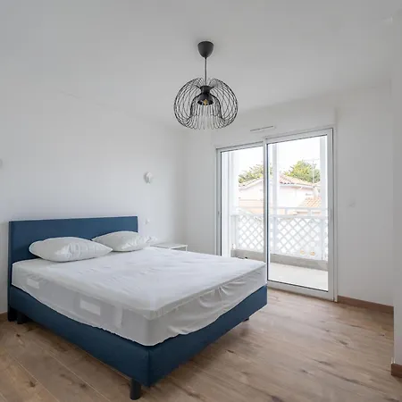 Apartment Neuf 3* A 100m De L'ocean Avec Piscine Pour 8 Personnes - Menage Inclus - Fr-1-50-113 Mimizan